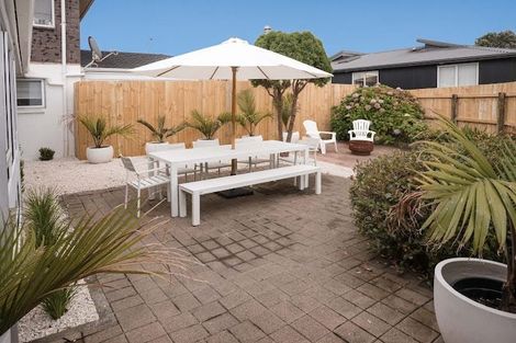 Photo of property in 3/83 Centreway Road, Orewa, 0931