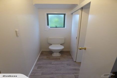 Photo of property in 12a Seaton Road, Murrays Bay, Auckland, 0630