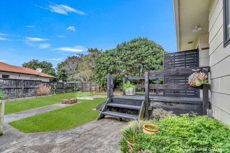 Photo of property in 8a Novelle Grove, Papamoa Beach, Papamoa, 3118