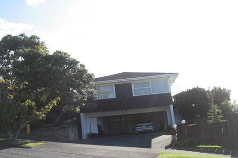 Photo of property in 6 Pickwick Parade, Mellons Bay, Auckland, 2014