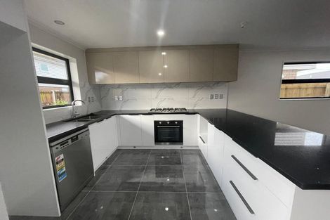 Photo of property in 52b Kimpton Road, Papatoetoe, Auckland, 2025