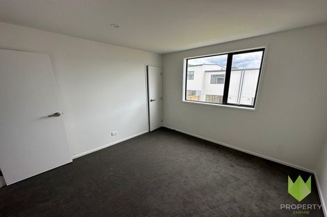 Photo of property in 9 Clay Works Lane, New Lynn, 0600