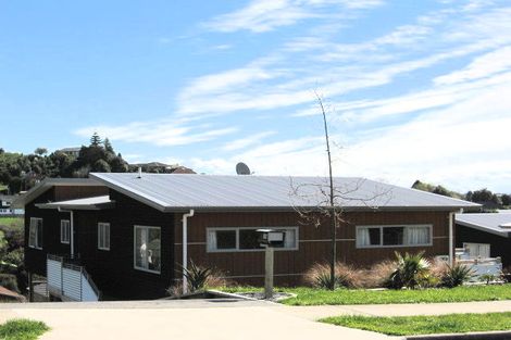 Photo of property in 15 Talbot Place, Welcome Bay, Tauranga, 3112