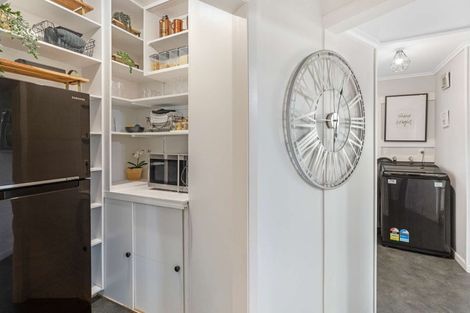 Photo of property in 17 Tulloch Street, Saint Johns Hill, Whanganui, 4500