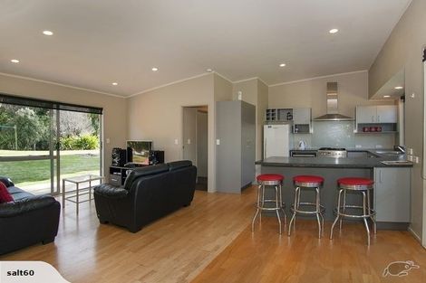 Photo of property in 10 Taunui Place, Cooks Beach, Whitianga, 3591