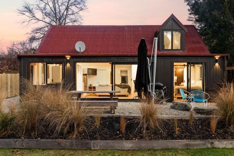 Photo of property in 24 Wiltshire Street, Arrowtown, 9302