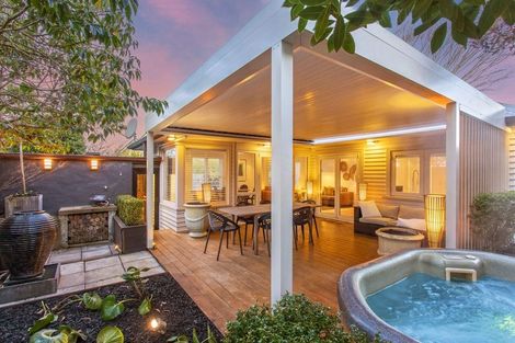 Photo of property in 40 Wroxton Terrace, Merivale, Christchurch, 8014