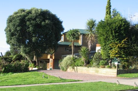 Photo of property in 7 Lagoon Place, Poike, Tauranga, 3112