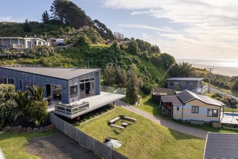 Photo of property in 115 Riria Kereopa Memorial Drive, Raglan, 3297