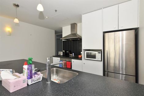 Photo of property in Montreaux Apartments, 6d/164 The Terrace, Wellington Central, Wellington, 6011