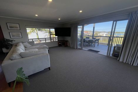 Photo of property in 2 Pine Road, Ngunguru, Whangarei, 0173