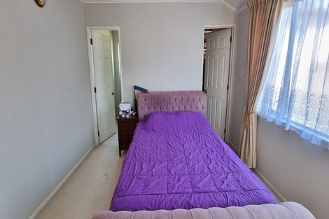 Photo of property in 2/14 Becroft Drive, Forrest Hill, Auckland, 0620