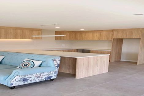 Photo of property in 35 Maka Terrace, Orewa, 0931