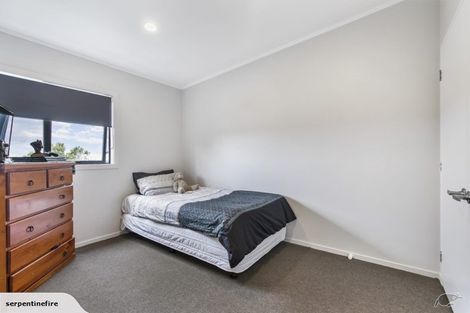 Photo of property in 26 Kevale Place, Manurewa, Auckland, 2102