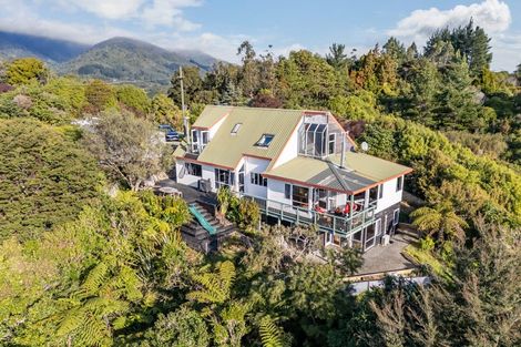 Photo of property in 1154e State Highway 2, Te Marua, Upper Hutt, 5018