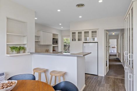 Photo of property in 6a Makora Street, Fendalton, Christchurch, 8041