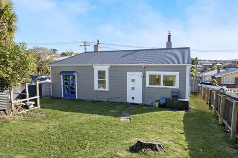 Photo of property in 27 Galloway Street, Mornington, Dunedin, 9011