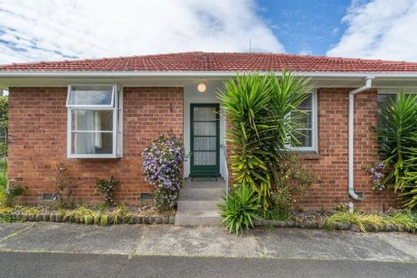 Photo of property in 20 Waterloo Road, Milford, Auckland, 0620