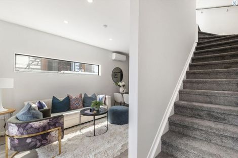 Photo of property in 2/1 Egremont Street, Belmont, Auckland, 0622