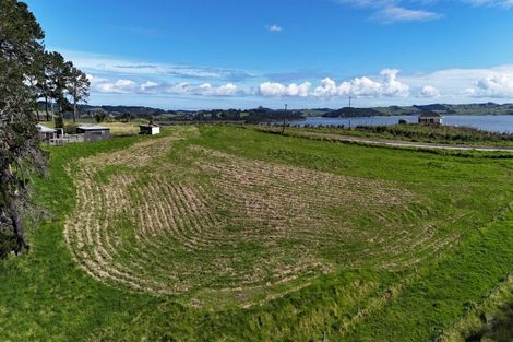 Photo of property in 116 Shegadeen Road, Wharehine, Wellsford, 0973