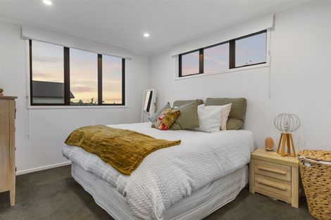 Photo of property in 9 Tawatawa Street, Long Bay, Auckland, 0630