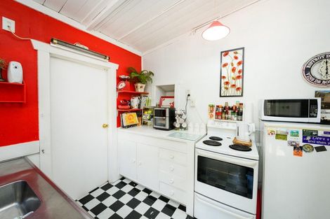 Photo of property in 9 Lambert Street, Marton, 4710