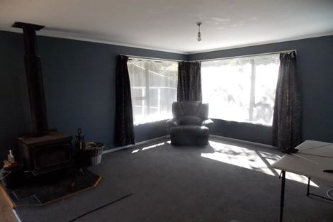 Photo of property in 31 Fenchurch Grove, Stokes Valley, Lower Hutt, 5019