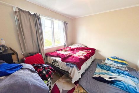 Photo of property in 52 Hutchinson Avenue, New Lynn, Auckland, 0600