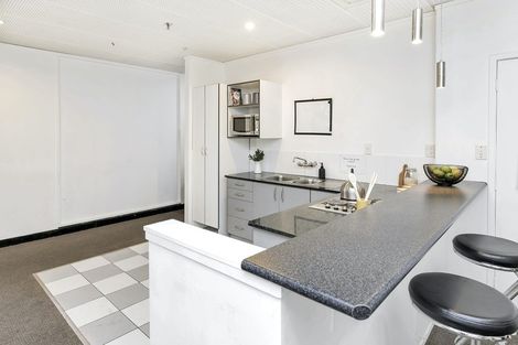 Photo of property in 17f Albert Street, Palmerston North, 4414