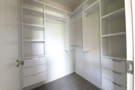 Photo of property in 11 Taggart Place, Sockburn, Christchurch, 8042