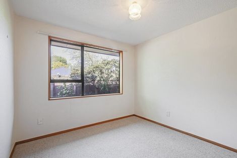 Photo of property in 2/24 Woodbury Street, Avonhead, Christchurch, 8042