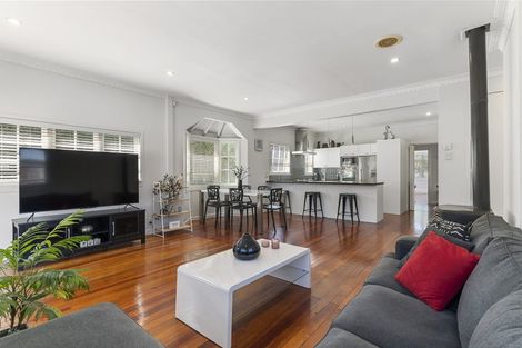 Photo of property in 16 Linwood Avenue, Mount Albert, Auckland, 1025