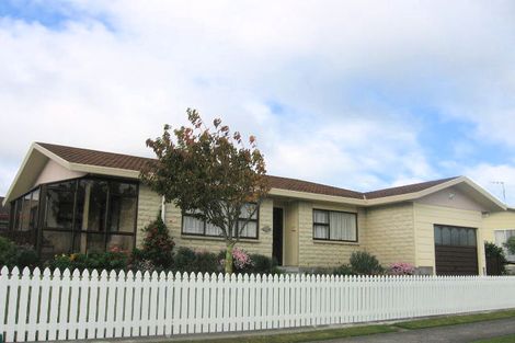 Photo of property in 55b Chatsworth Place, Highbury, Palmerston North, 4412