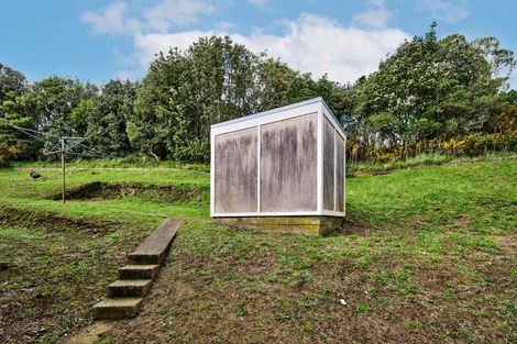 Photo of property in 35 Durham Street, Cannons Creek, Porirua, 5024