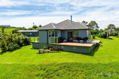 Photo of property in 213a Pahi Road, Pahi, Paparoa, 0571