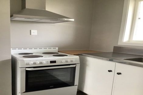 Photo of property in 9/10 Trevethick Grove, Woburn, Lower Hutt, 5010