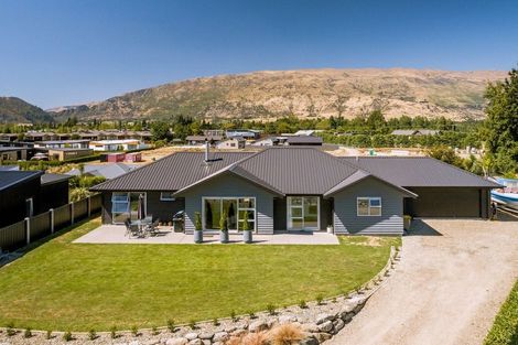Photo of property in 12 Turnbull Crescent, Wanaka, 9305