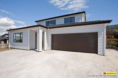 Photo of property in 22 Catlins Place, Fairview Heights, Auckland, 0632