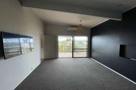 Photo of property in 21 Rimu Road, Stanmore Bay, Whangaparaoa, 0932