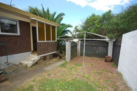 Photo of property in 1/17 Ballater Place, Highland Park, Auckland, 2010