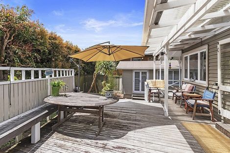 Photo of property in 14 Ewen Street, Takapuna, Auckland, 0622