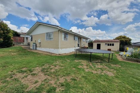 Photo of property in 37 Boundary Road, Opaheke, Papakura, 2113