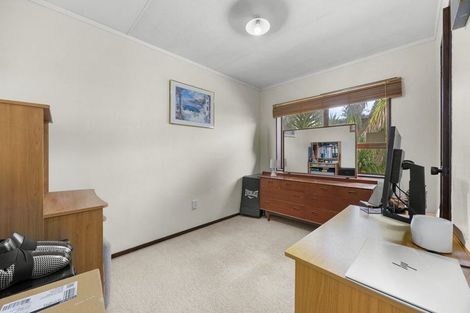 Photo of property in 2/54 Finlayson Avenue, Clendon Park, Auckland, 2103