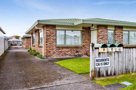 Photo of property in 2/219 Mangorei Road, Merrilands, New Plymouth, 4312