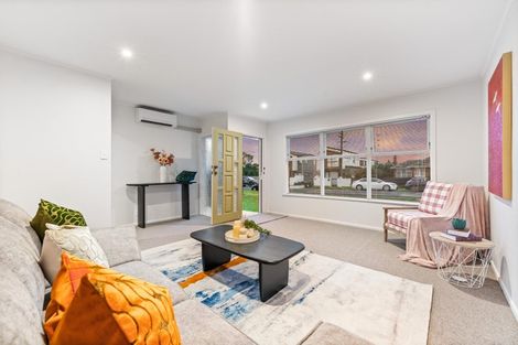 Photo of property in 106 Flanshaw Road, Te Atatu South, Auckland, 0610