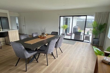 Photo of property in 49 Wai Whatu Street, Meeanee, Napier, 4110