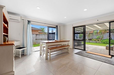 Photo of property in 7 Gibson Place, Papamoa Beach, Papamoa, 3118