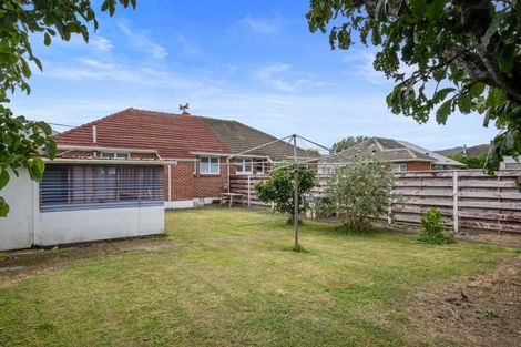 Photo of property in 60 Dyer Street, Epuni, Lower Hutt, 5011