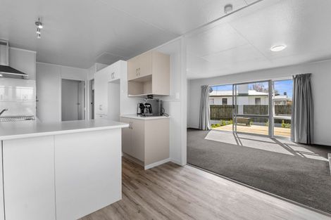 Photo of property in 6 Byron Grove, Owhata, Rotorua, 3010