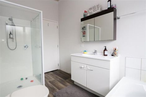 Photo of property in 108 Maeroa Road, Maeroa, Hamilton, 3200